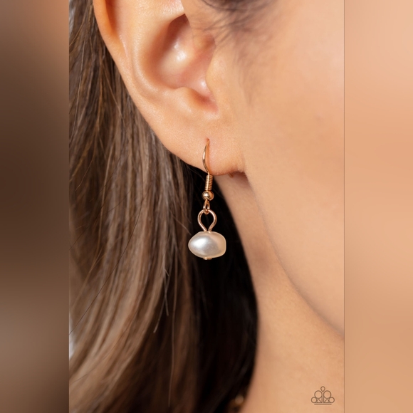 Pearl Parlor Necklace - Picture 2 of 4